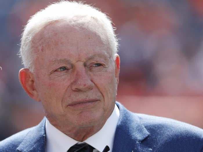 Jerry Jones says Cowboys players who disrespect the flag will not play