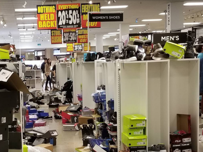 These terrifying photos of Sears clearance sales in Canada show the devastating impact of the retail apocalypse