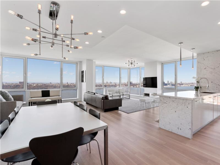 These are the 15 most expensive homes for sale in New York City