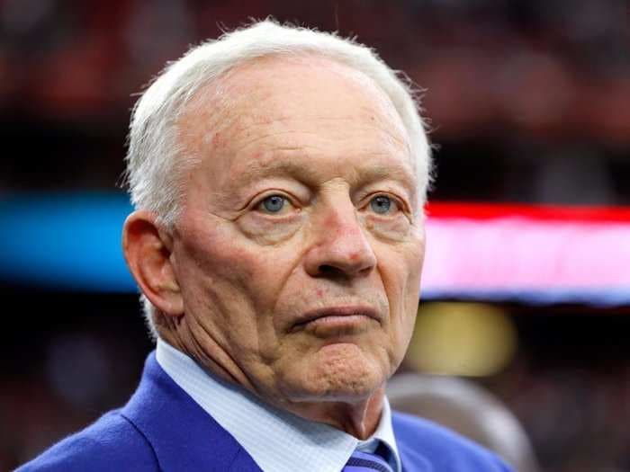 Jerry Jones reportedly believes Roger Goodell lied to him about Ezekiel Elliott's suspension