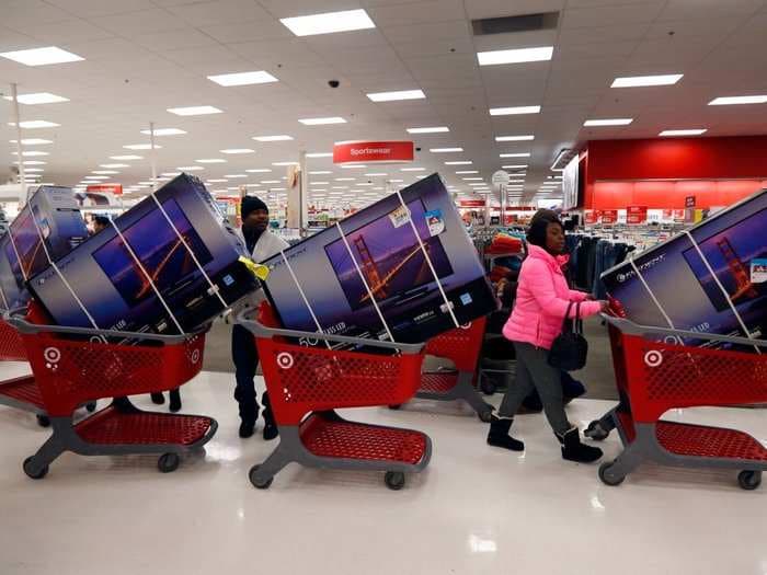 Black Friday workers share their 12 best tips for shoppers