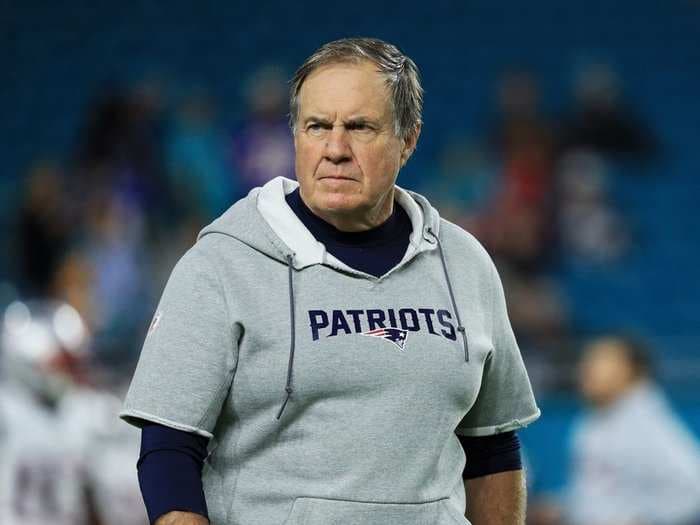 NFL insider speculates that Bill Belichick rejected trade offers from the Browns to protect Jimmy Garoppolo's career