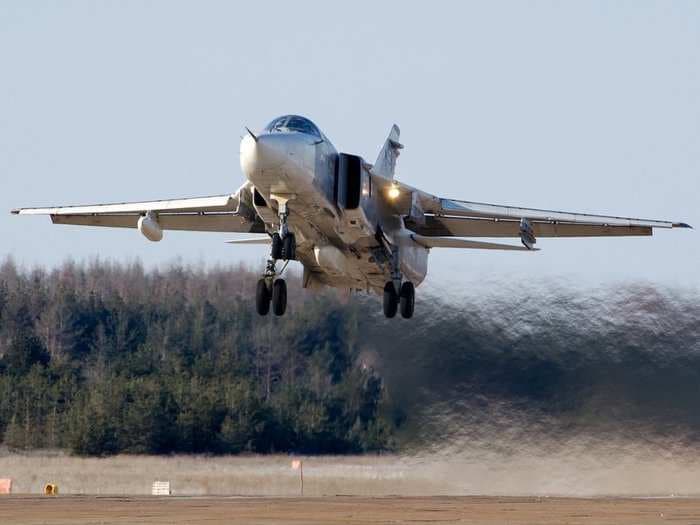 2 Russian military personnel were killed in the mortar attack at a Syrian air base that reportedly destroyed 7 Russian jets