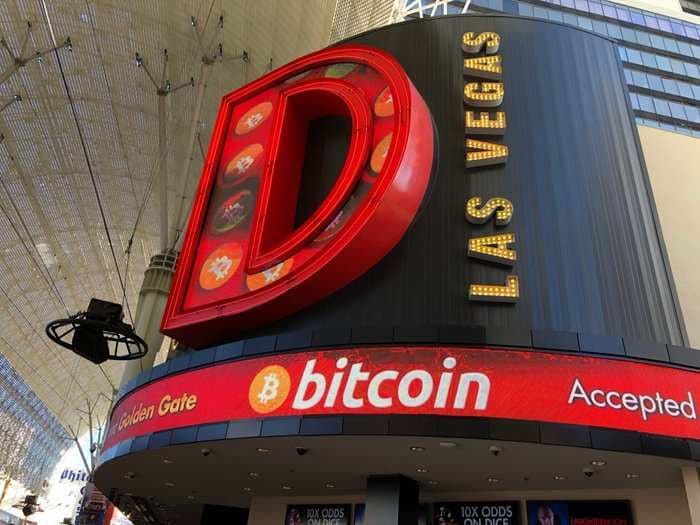 I tried to buy $1 of bitcoin from a Las Vegas ATM - and it just proves how far bitcoin is from replacing regular money
