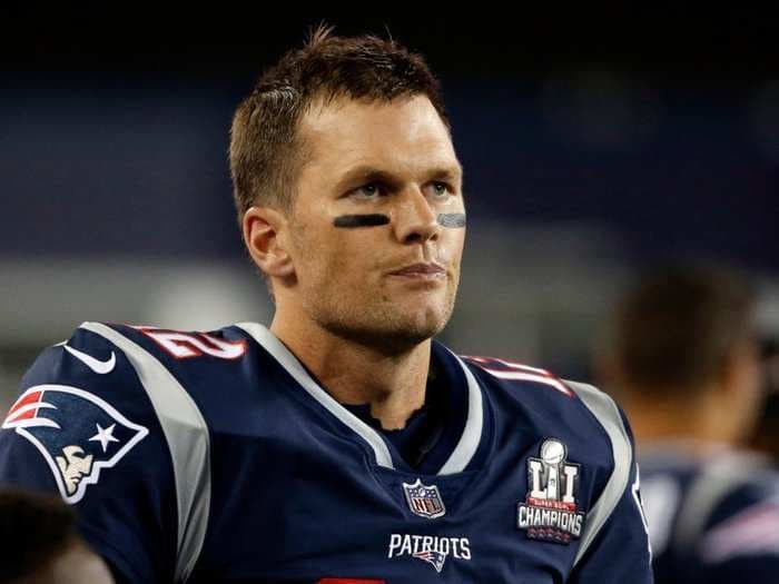 Tom Brady claims an extreme diet and fitness regimen keep him playing at age 40 - but science says it's mostly bogus