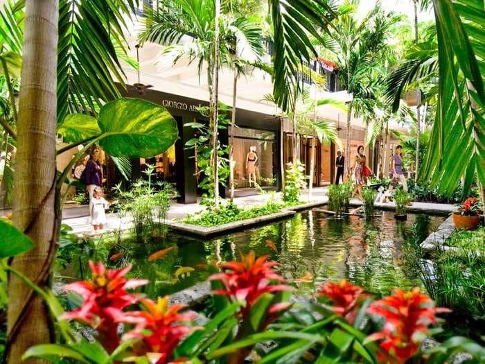 Look inside the most luxurious mall in America, where the rich do their shopping and stores have to wait for a coveted spot