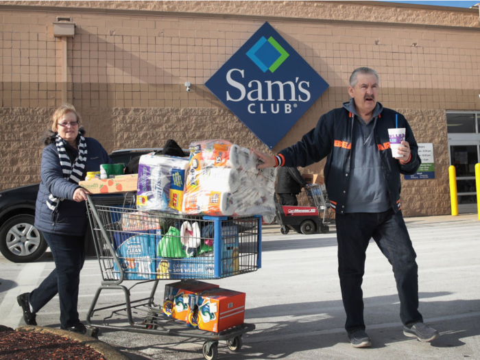 Walmart is partnering with Instacart to give Sam's Club same-day delivery