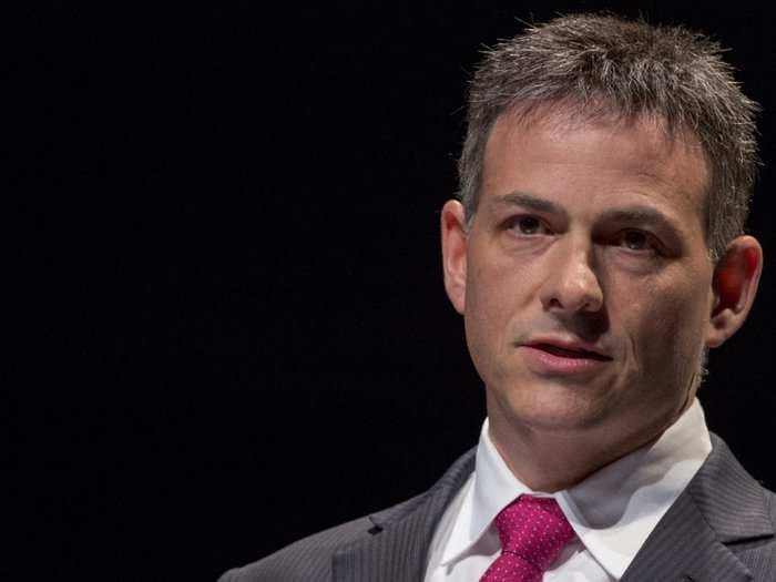 Hedge fund billionaire David Einhorn's bad start to the year has gotten worse