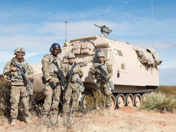 We got up-close with the US Army's M109 Paladin - armed with a machine gun, a grenade launcher, and a massive cannon