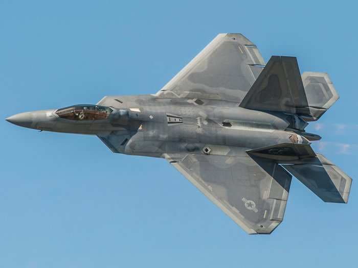 11 crazy up-close photos of the F-22 Raptor stealth fighter jet soaring through the air