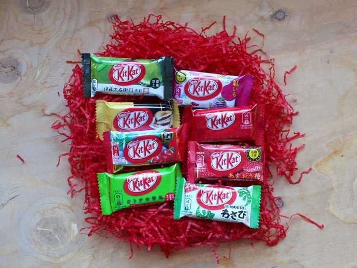 We compared the new millennial pink KitKat to 8 crazy flavours from Japan - and the winner was clear