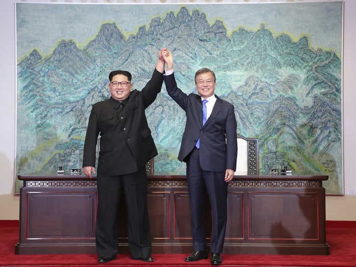 The photos of Kim Jong Un and Moon Jae-in look eerily familiar to past Korea summits