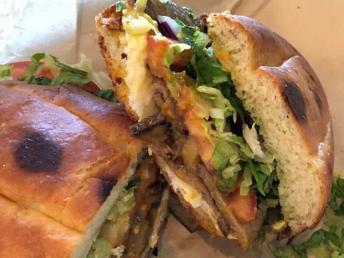 I visited a Whole Foods-backed sandwich chain that's built a cult following on the West Coast and saw exactly why Californians love it