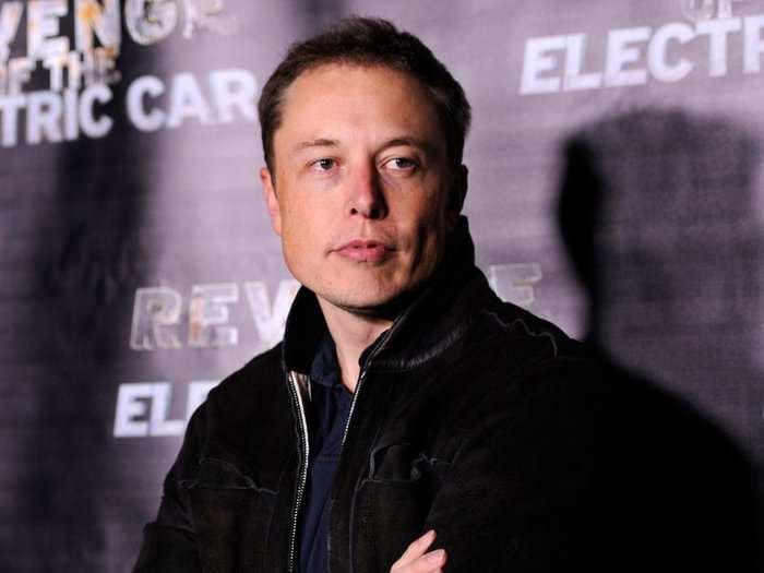 Tesla's board may reportedly tell Elon Musk to recuse himself from talks about taking the company private