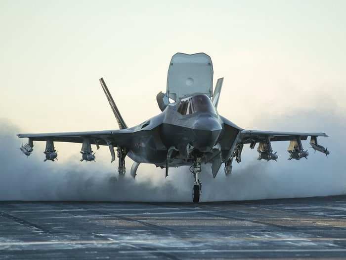 Marine F-35 aircraft carrier arrives in Middle East after Russia threatened US forces in Syria