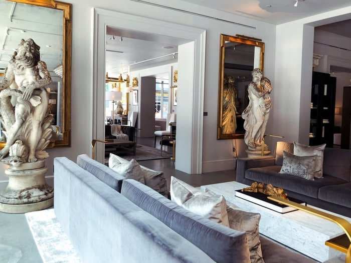 Take a look inside Restoration Hardware's stunning new flagship store, which has $7,000 chandeliers and its own rooftop restaurant