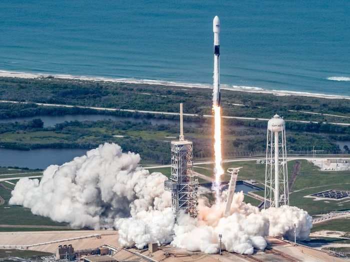 Boeing may have used a lobbying firm to plant a scathing opinion piece about SpaceX in US news outlets. At stake is billions of dollars in NASA contracts.