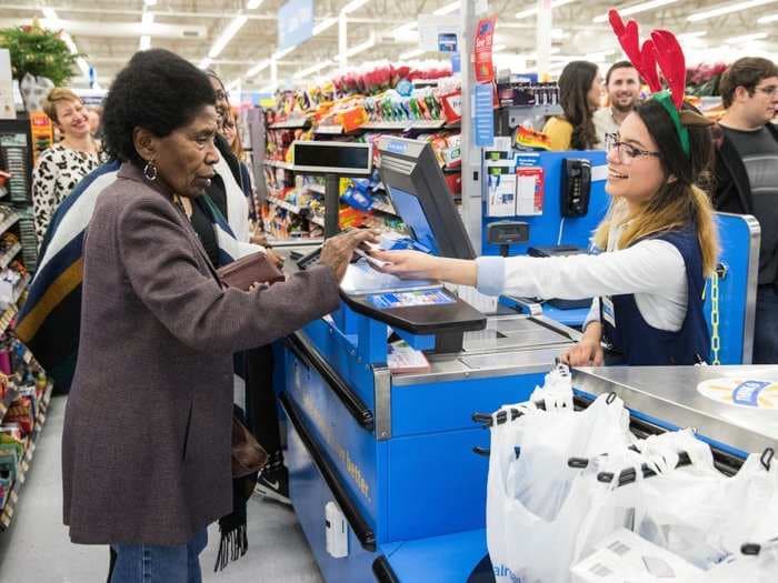 Walmart is bucking a major holiday hiring trend, and it could be a brilliant move