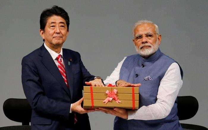 India secures Japan’s help in saving the rupee by signing its largest currency swap agreement with the country ever