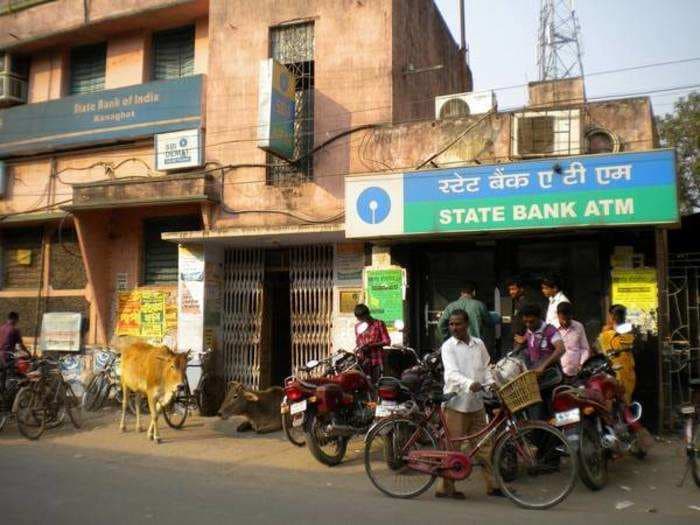 State Bank of India halves withdrawal limit at ATMs to ₹20,000 per day to prevent fraud