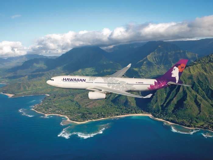 How to book virtually free flights and hotels for an epic Hawaiian vacation with just 2 rewards credit cards