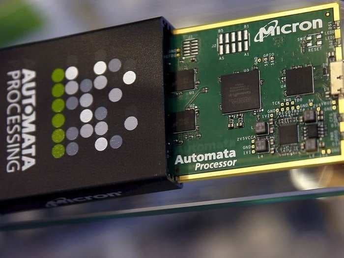 Beaten-down chipmaker Micron sinks on earnings as it hits 'air pocket'