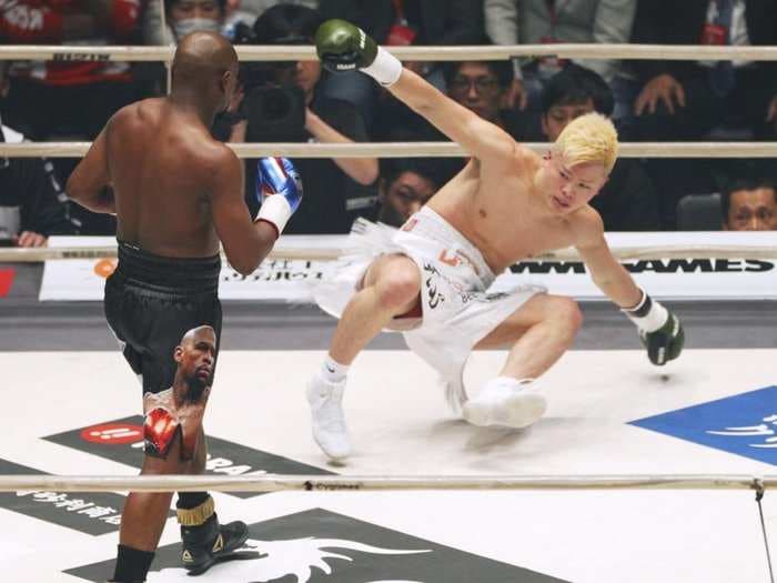 Floyd Mayweather's fight against Tenshin Nasukawa was 'fake,' according to a former UFC heavyweight
