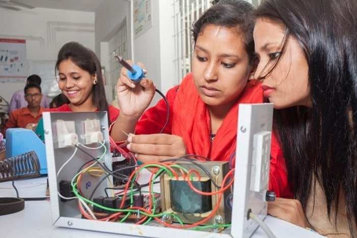 A whopping 40% of India's women engineers don't have jobs because of 'rampant' sexism at workplace