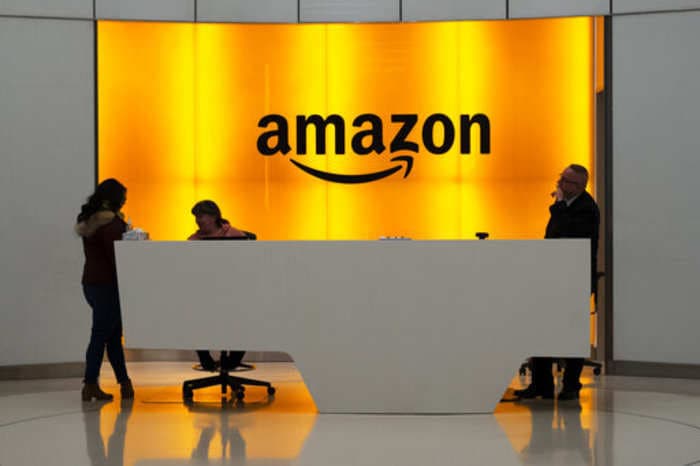 Amazon plans to open over 100 kiosks across malls in India: Report