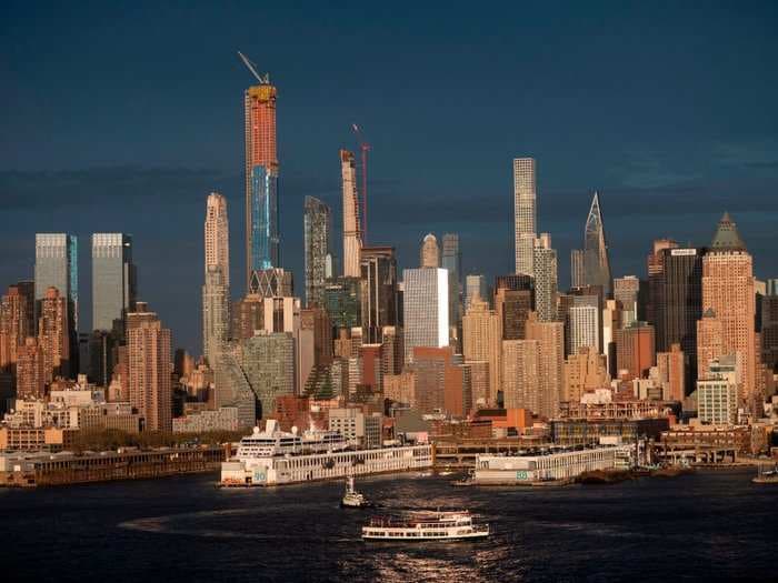 Manhattan's skyscrapers are in a vertical race that's transforming the city's skyline. Here are the 11 tallest buildings in NYC right now, ranked
