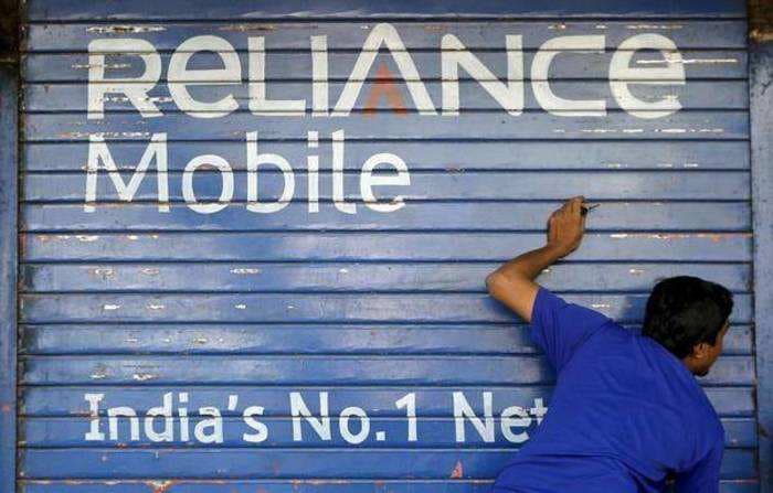 India’s telecom giant Reliance Jio cuts contractual staff
