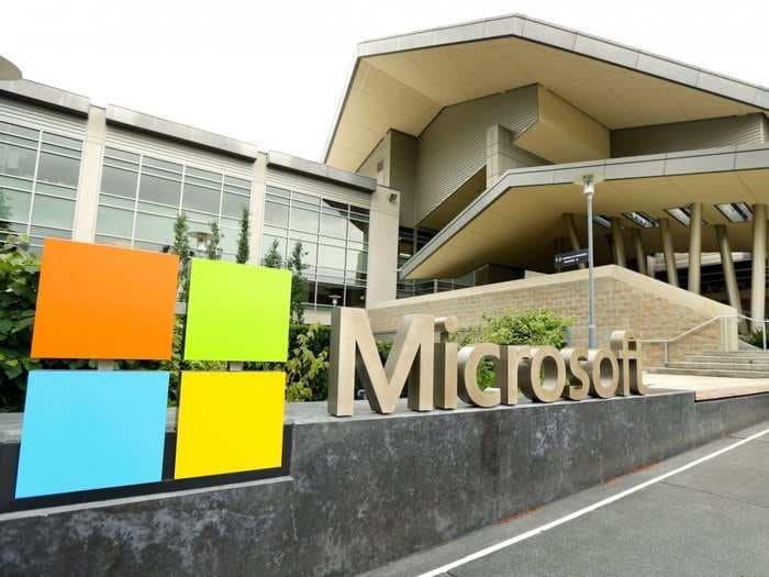 Microsoft reportedly bans its employees from using Slack for security reasons and encourages them to to use the Microsoft Teams app instead