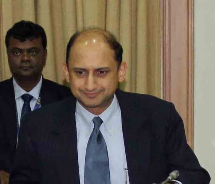 Viral Acharya resigns: The member of Indian central bank's monetary policy panel and a government critic quits before his term ends to return to US