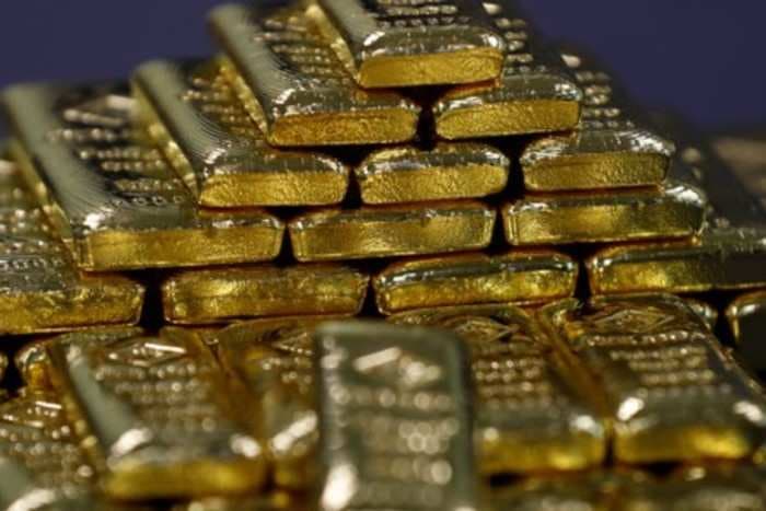 Gold prices on a rally, set to test new highs of $1,450 per ounce