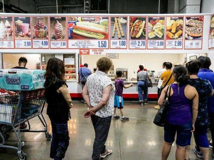 I ate everything at Costco's food court, and it was clear that its trendiest items are also its worst