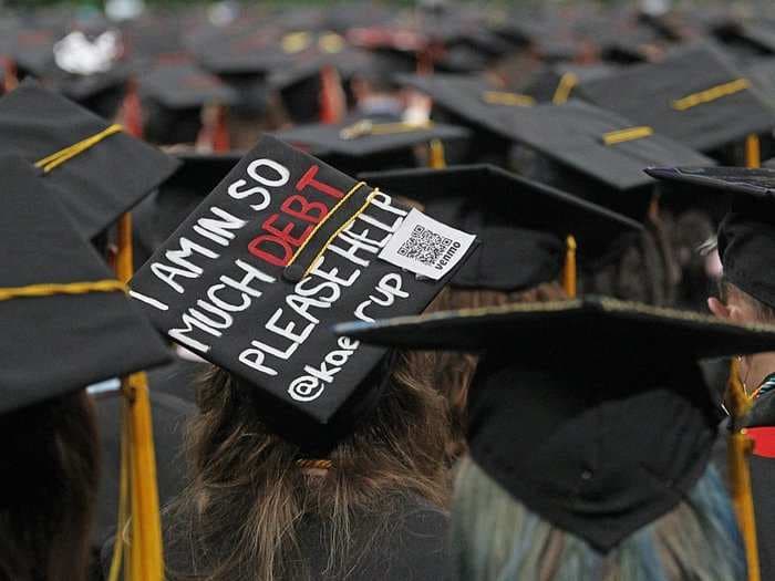 10 mind-blowing facts that show just how dire the student loan crisis in America is