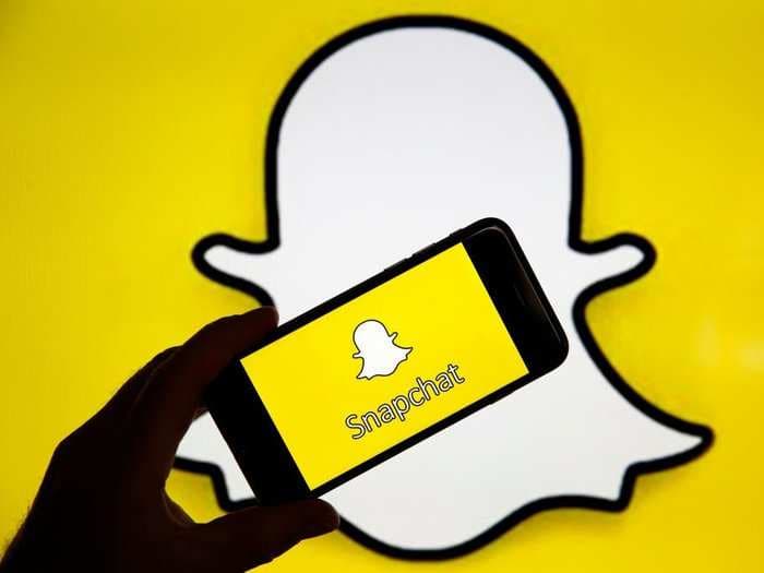 How to delete or block friends on Snapchat on an iPhone or Android