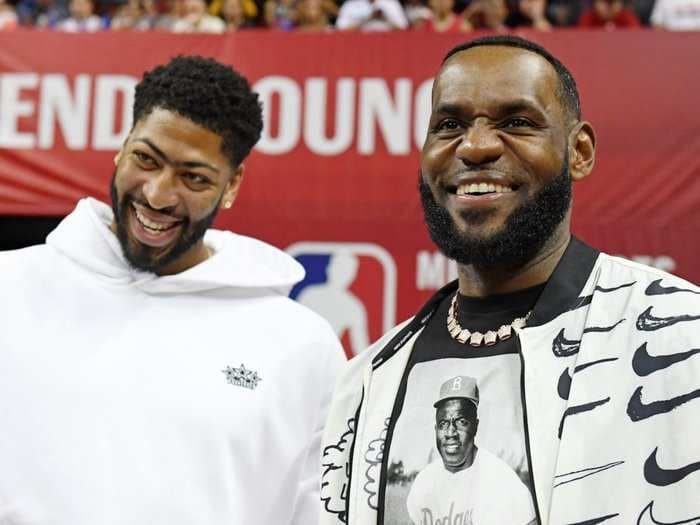 Anthony Davis says LeBron James sent him an ecstatic text message about 'finally' getting him to the Lakers within 10 minutes of the trade