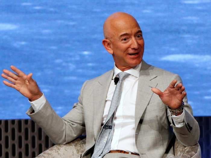 Jeff Bezos sold another $990 million worth of Amazon shares at the end of last week