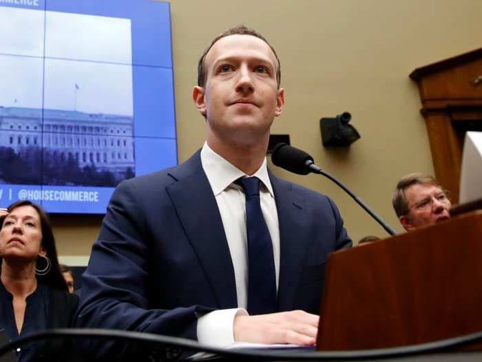 The US government says ditching its controversial $5 billion settlement with Facebook could result in a 'far worse' deal for consumers