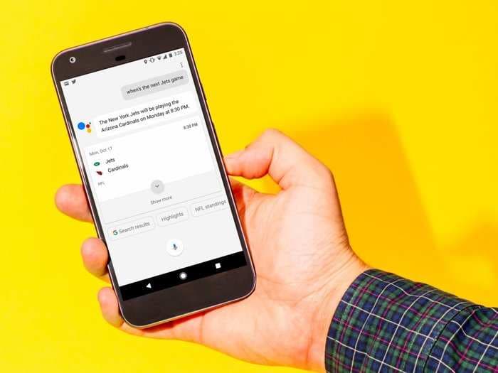 A new Google Assistant feature tracks the location of your loved ones and sends them reminders like picking up the groceries