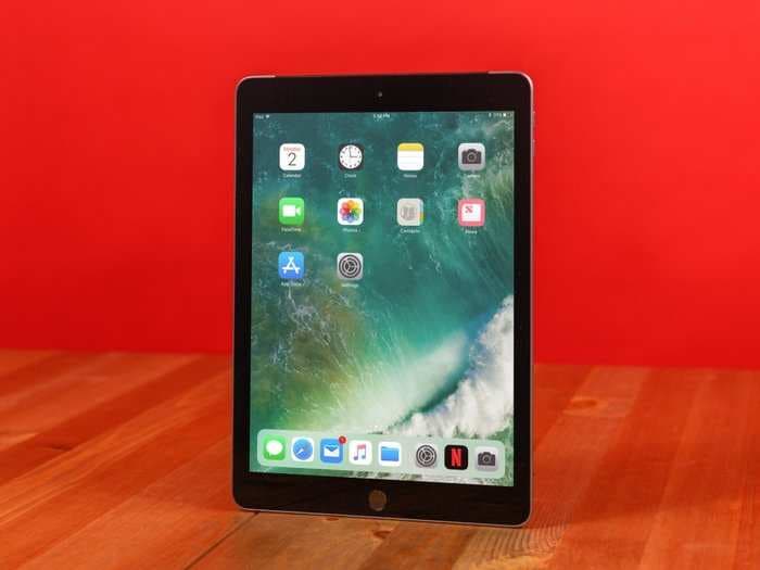 How to find your phone number on an iPad in 2 different ways