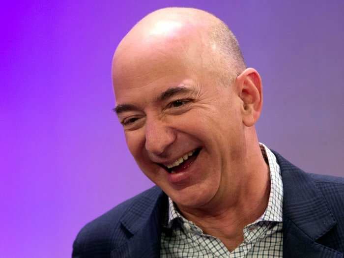 Jeff Bezos and his early Amazon employees used desks made out of recycled doors, and the reason behind it helps explain why Amazon became so successful