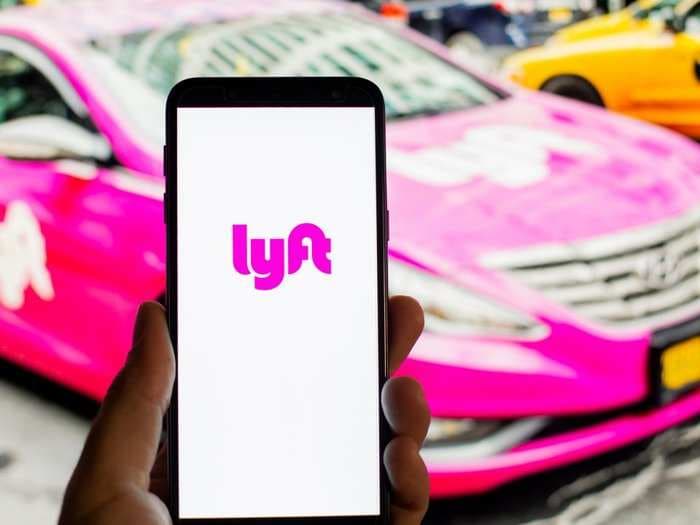 'Does Lyft take prepaid cards?': How to add a prepaid card to your Lyft account and use it to pay for rides