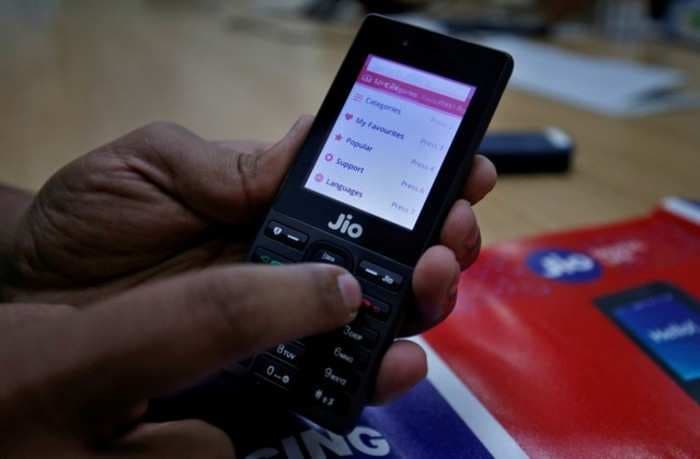 How to check Jio 4G data balance