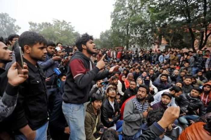 3 IITs join chorus against crackdown on Jamia, AMU students