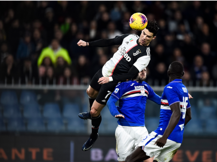 Cristiano Ronaldo scored an incredible NBA-style headed goal, jumping over 8ft off the ground and hanging in the air for 1.5 seconds, to give Juventus a much-needed Serie A win