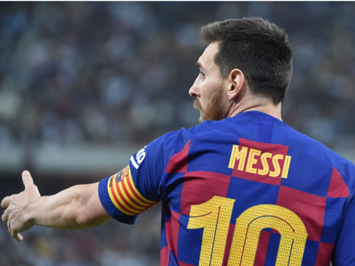 Lionel Messi slammed his teammates' 'childish' mistakes after FC Barcelona conceded 2 late goals to gift Atletico Madrid victory in a Spanish cup match