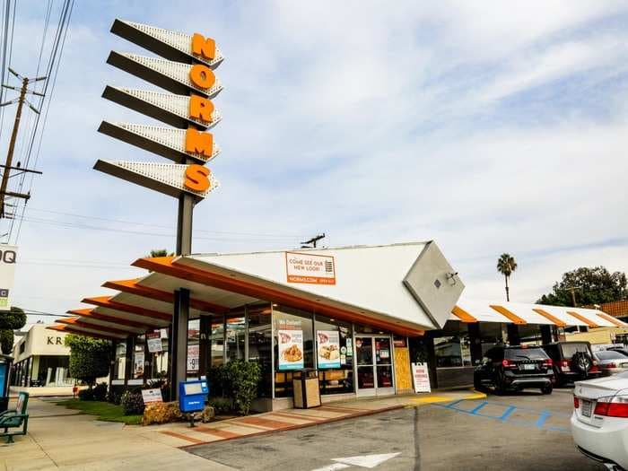 I ate a surprisingly cheap and filling breakfast at Norms, and I saw why the iconic Los Angeles chain is famous for its quintessential diner experience