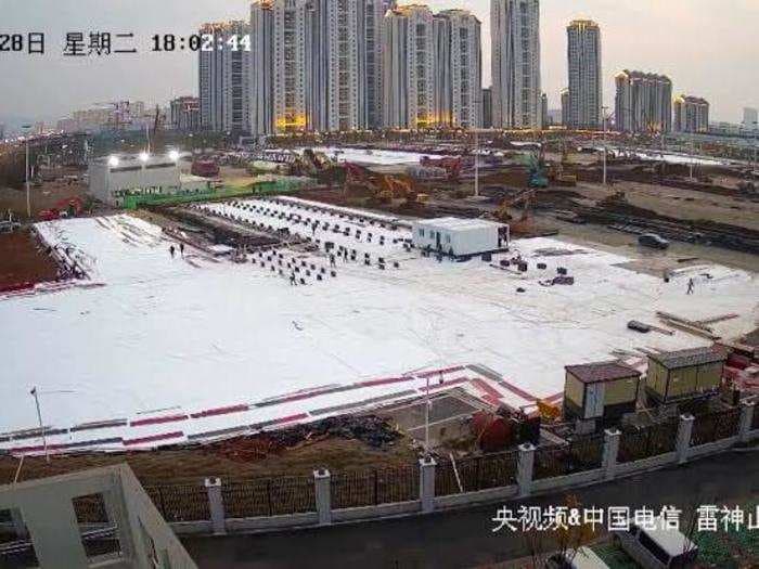 <b>Wuhan Coronavirus: Pictures show how aggressively China is building a 1000-bed hospital in 10 days</b>